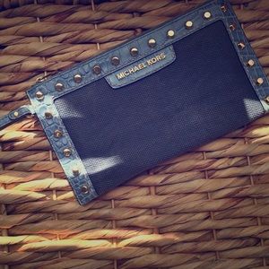 MICHAEL KORS Denim Clutch!